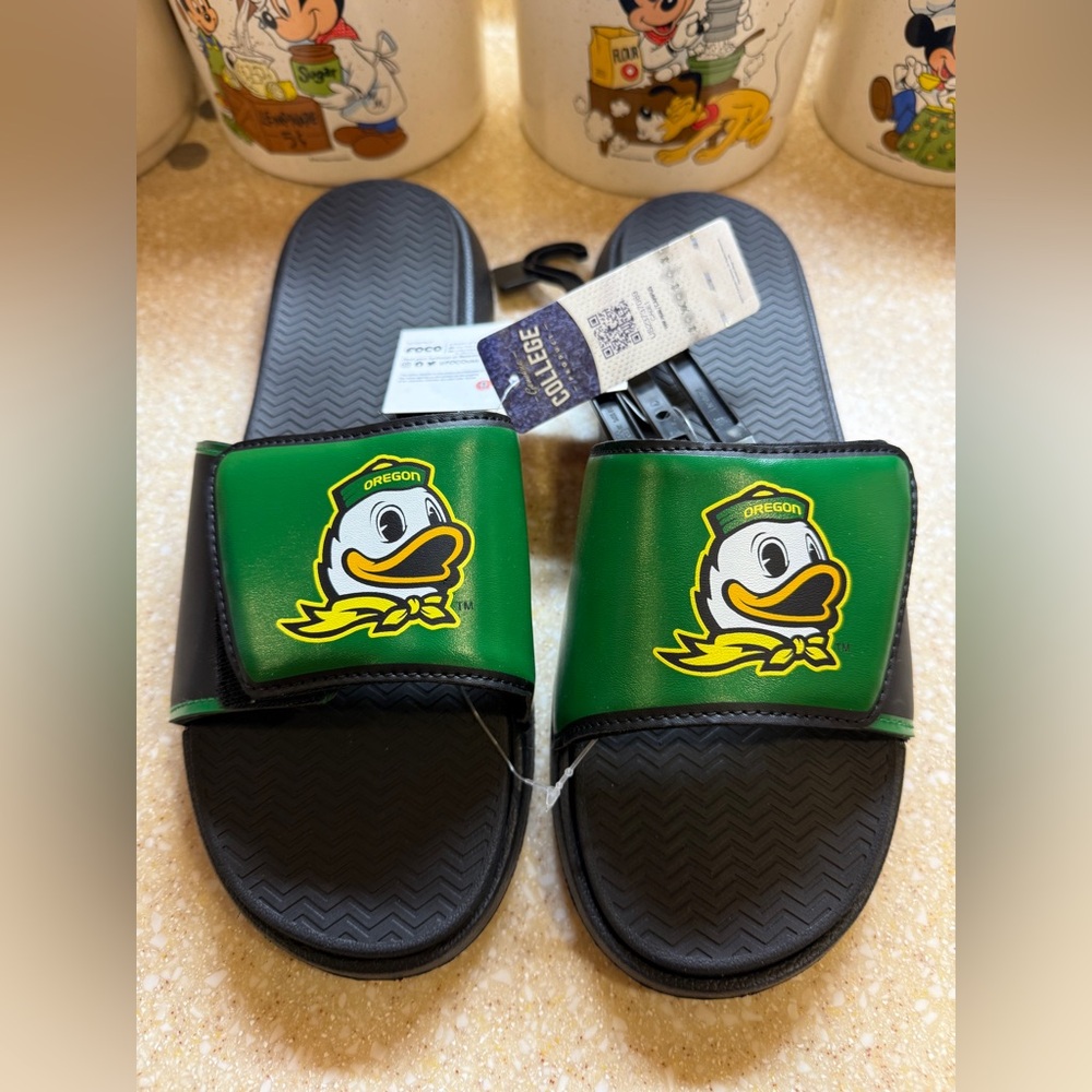 Oregon Ducks Men’s XL Slide Sandals Green Black University of Oregon NEW Shoes